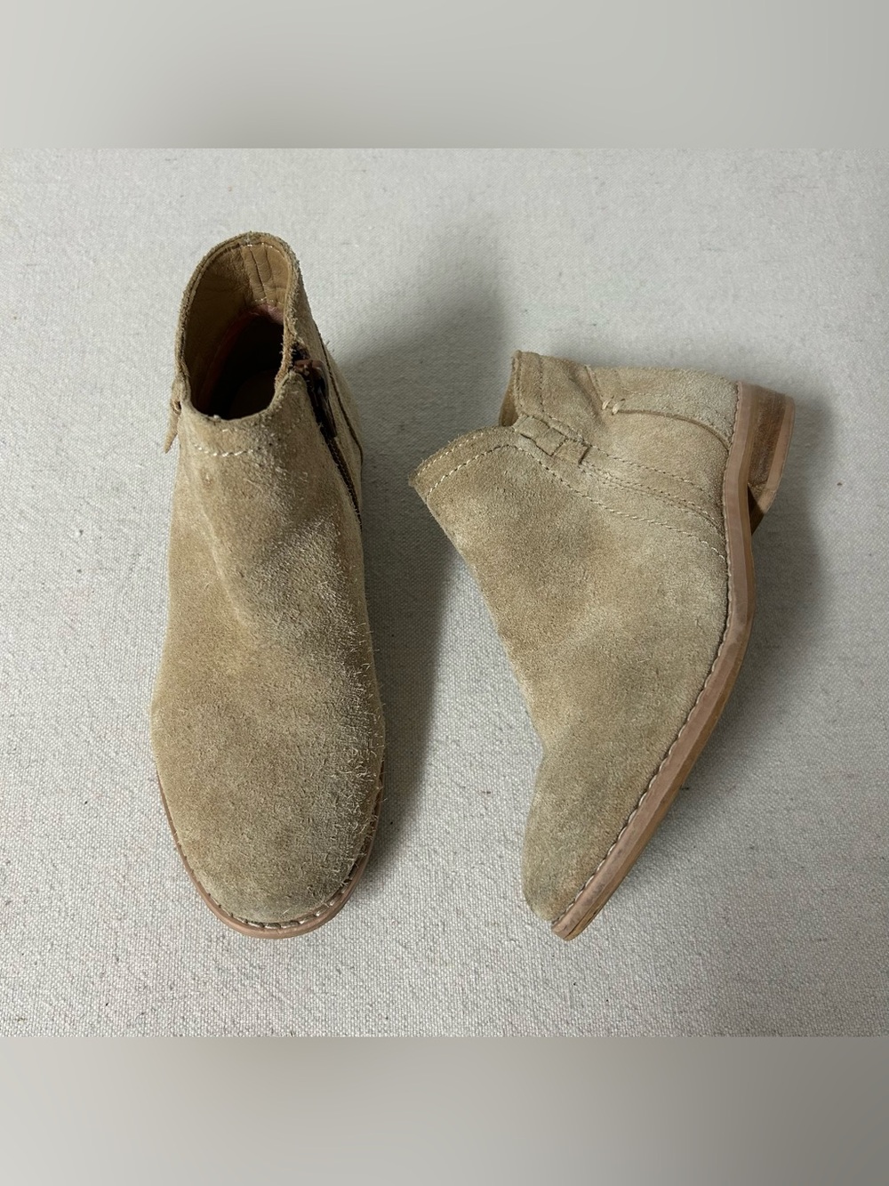 Jack Rogers Booties Girl’s 11 Beige Suede Leather